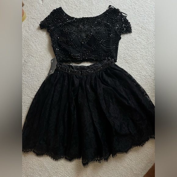 Sherri Hill Dresses & Skirts - NWT SHERRI HILL Cocktail Prom Pageant Dress Black 
Rhinestone Size 10